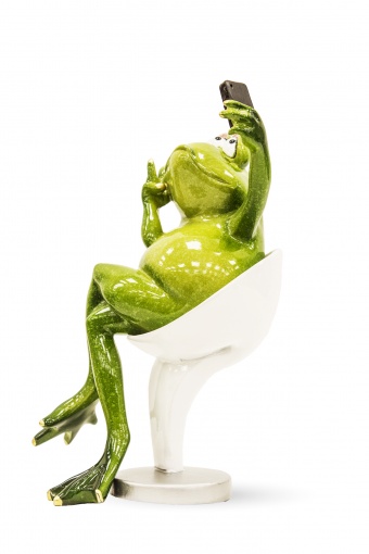 жаба статуэтка